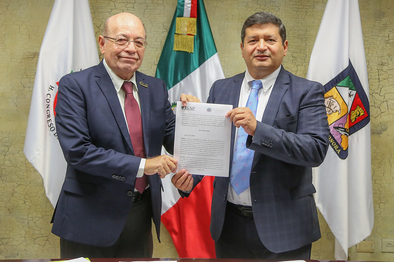 Firman convenio Congreso y el Instituto Sonorense de Administración Pública