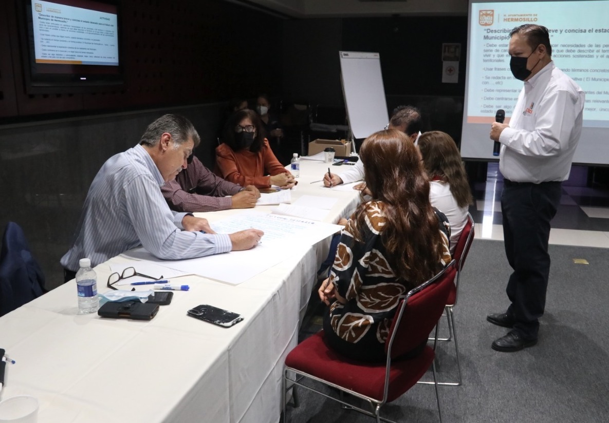 Imparte IMPLAN Taller de Prospectiva y Participación Ciudadana