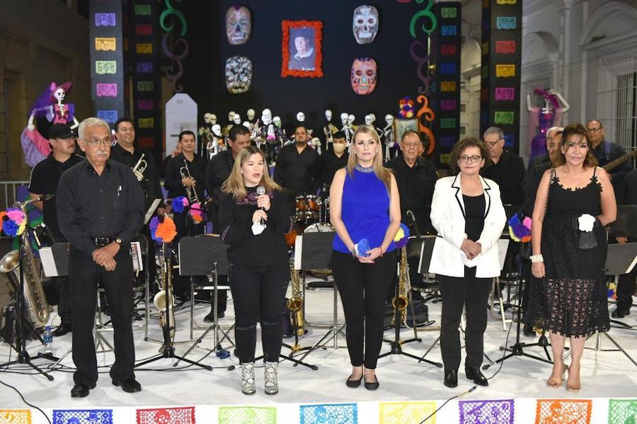 Inauguran Tercer Festival Tradicional de Día de Muertos