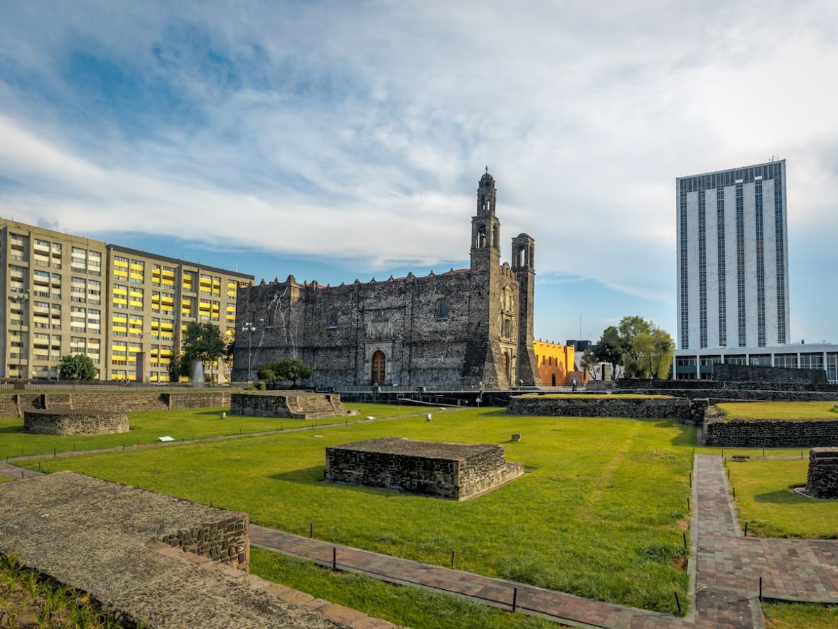 Se conmemora en Hermosillo el 53 aniversario de la matanza de Tlatelolco