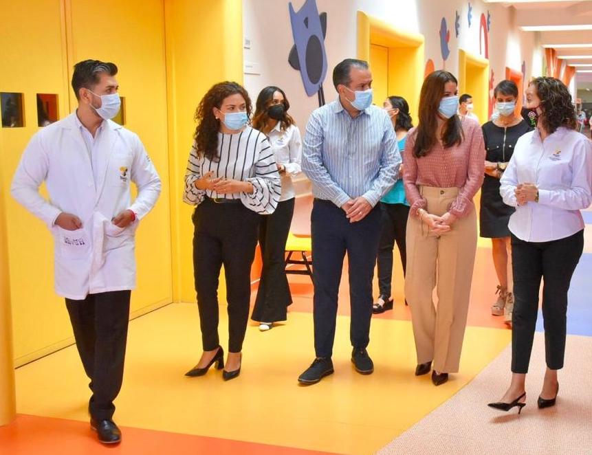 Toño Astiazarán y Patty Ruibal visitan CRIT Sonora