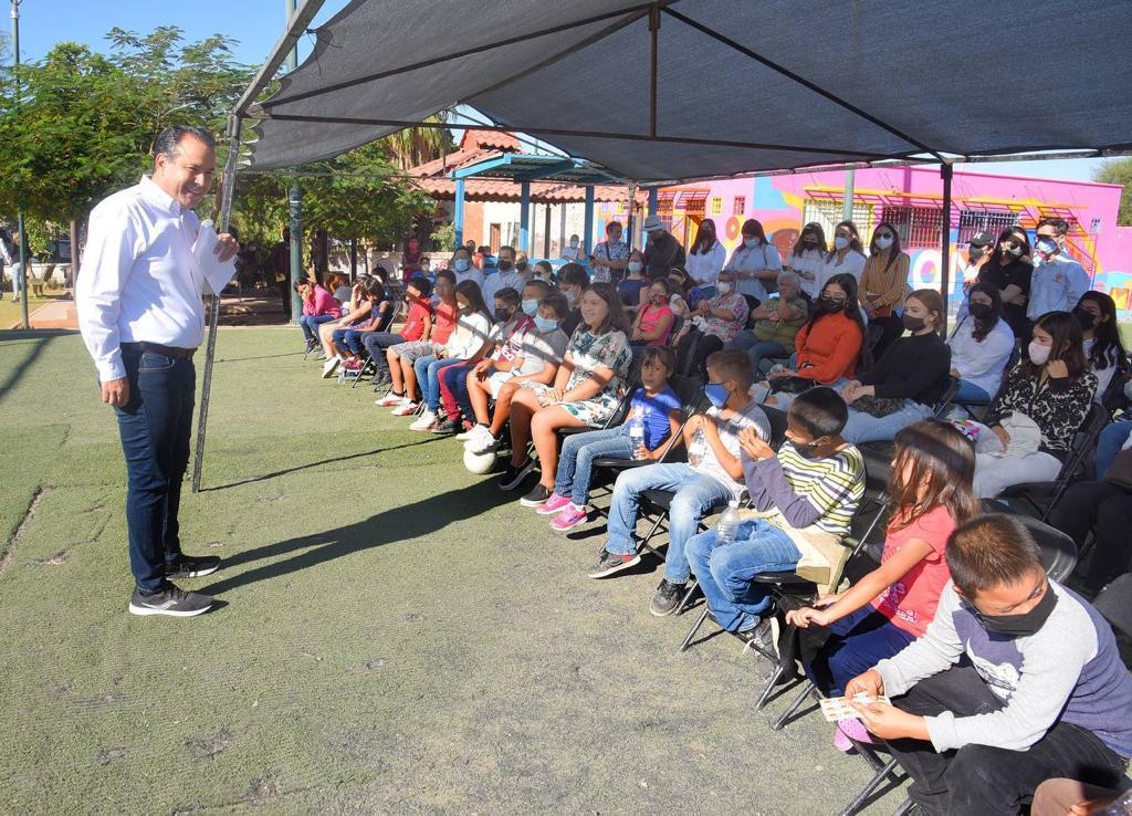 Arranca Toño Astiazarán programa Con Clases en tu Colonia CRECES