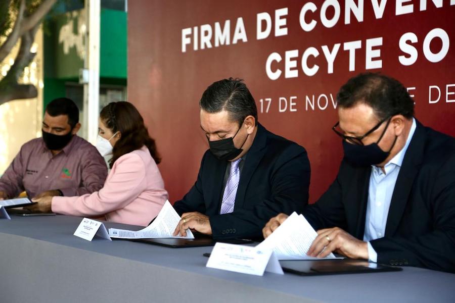 El Gobierno de Sonora aspira a que los jóvenes cuenten con oportunidades de crecimiento y empleo: Aarón Grageda