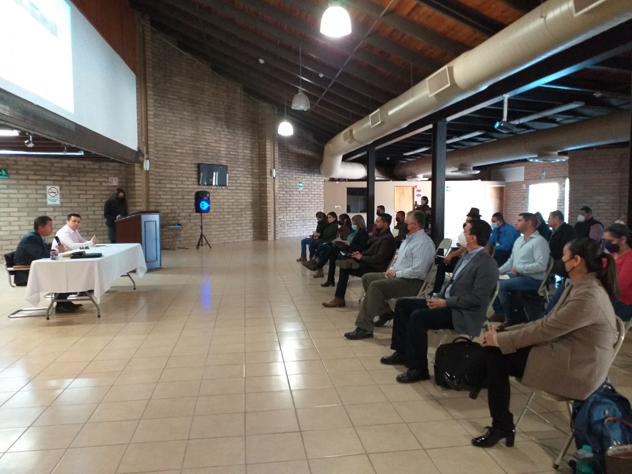 Capacitan en normatividad ambiental a autoridades ambientales municipales