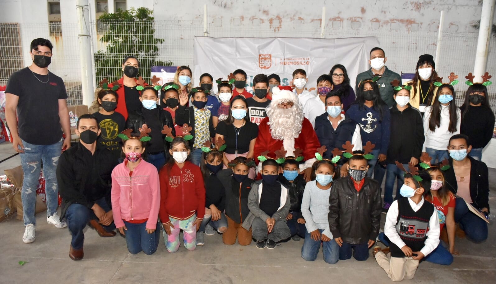 Concluyen niñas y niños de la Café Combate, Clases en Tu Colonia CRECES
