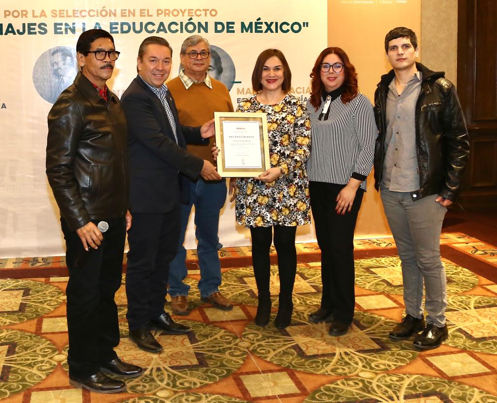 Reconoce SEC legado de docentes que hicieron historia en la educación Reconoce SEC legado de docentes que hicieron historia en la educación