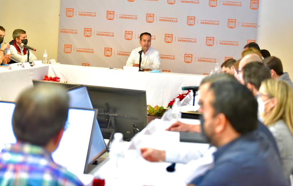 Funcionarios municipales visitan Hábitat Las Minitas