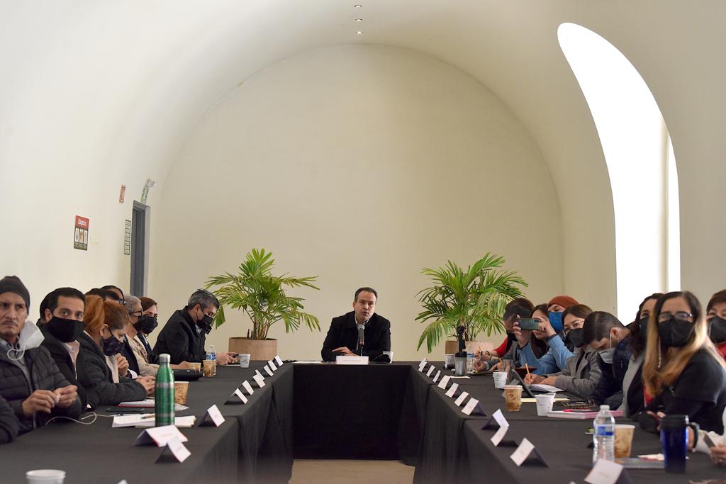 Hace equipo Toño Astiazarán con Sociedad Civil para mejorar servicios