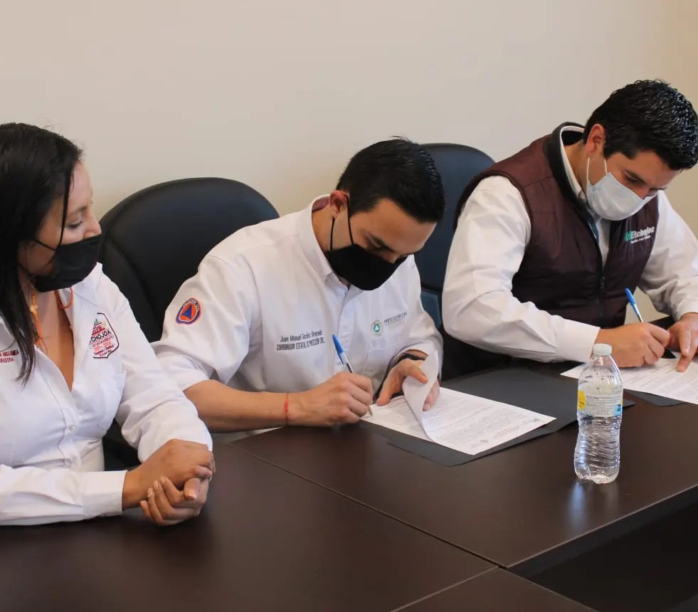 Firman convenio Universidad Tecnológica de Etchojoa y Protección Civil estatal
