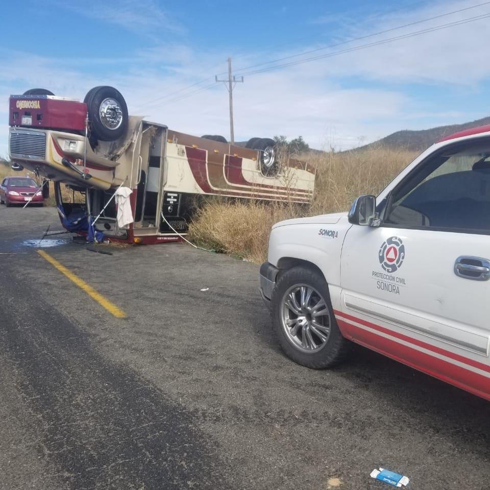 Atiende Protección Civil Estatal accidente de autobús en el tramo Yécora-Ciudad Obregón