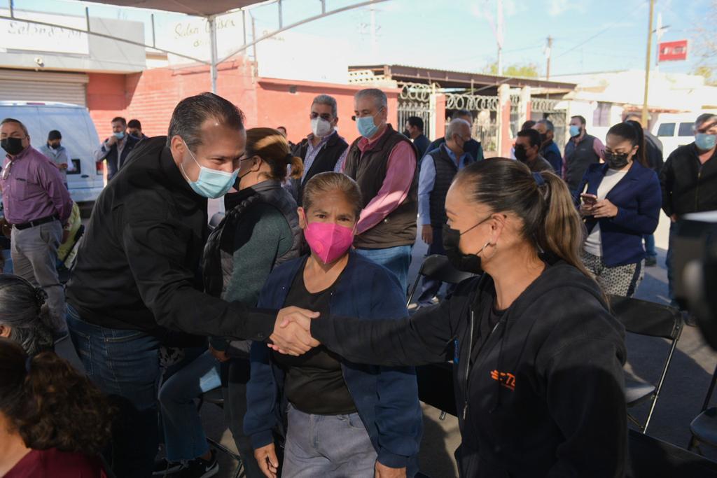 Inicia Toño Astiazarán garantía “Cero Baches en Tu Colonia”