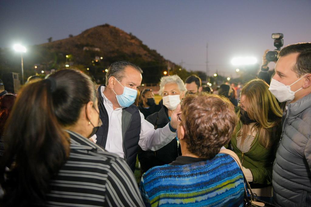 <strong>Limpia Ayuntamiento canal de Coloso y El Ranchito a petición de Comités CRECES</strong>