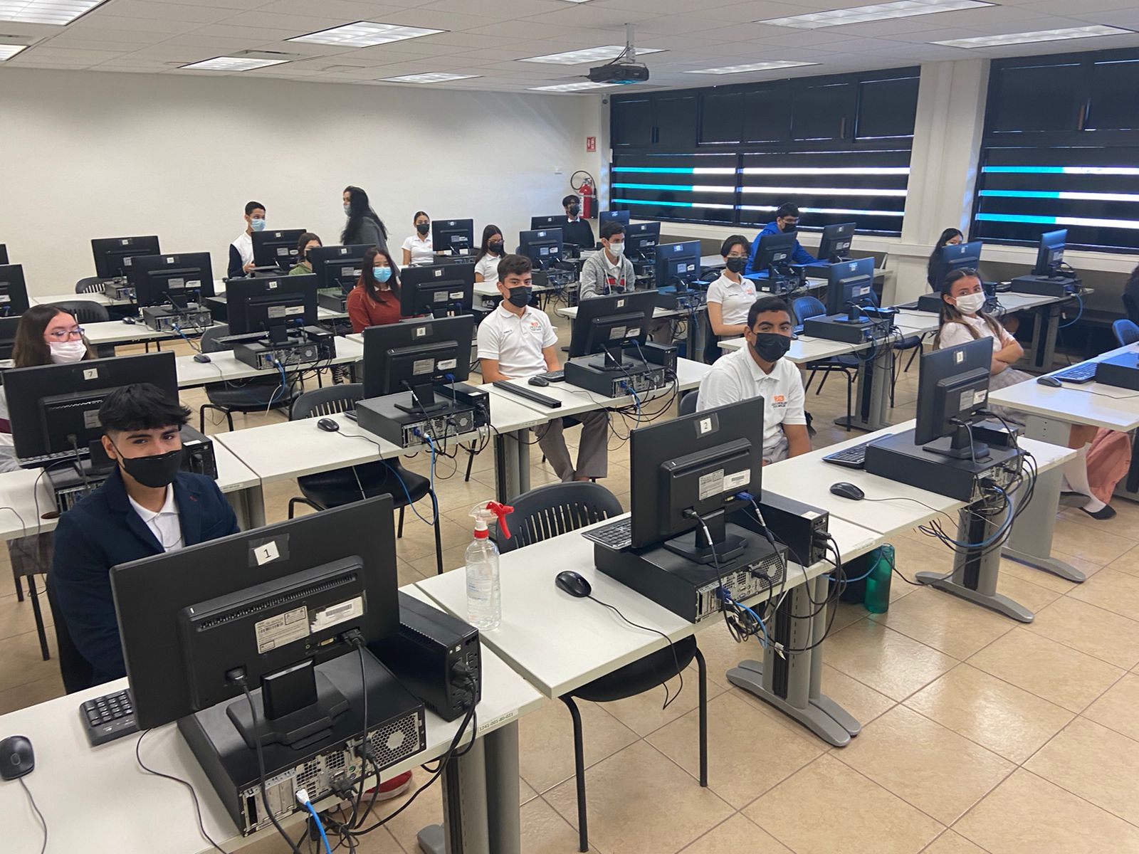 Compiten alumnos de Cobach Sonora en el 34 Concurso Estatal Académico