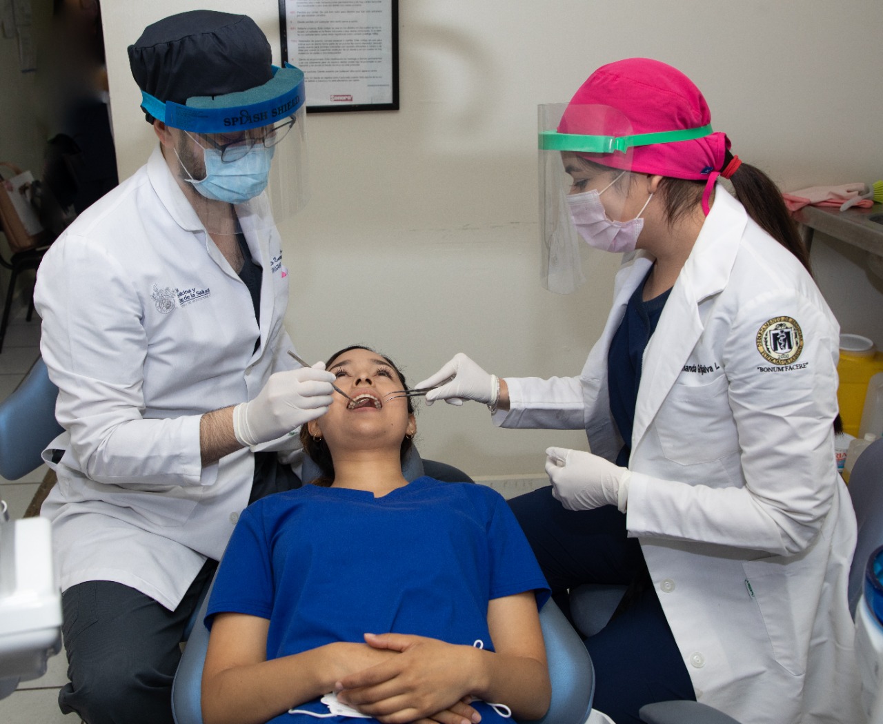 Mantener una buena salud bucal previene partos prematuros y bebés con bajo peso