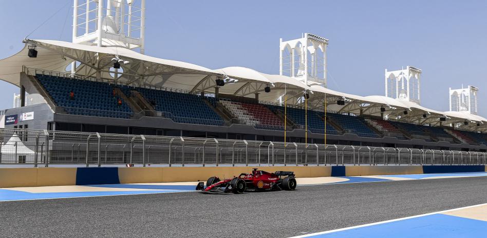 Ferrari, mejor tiempo por la mañana en los test de Baréin