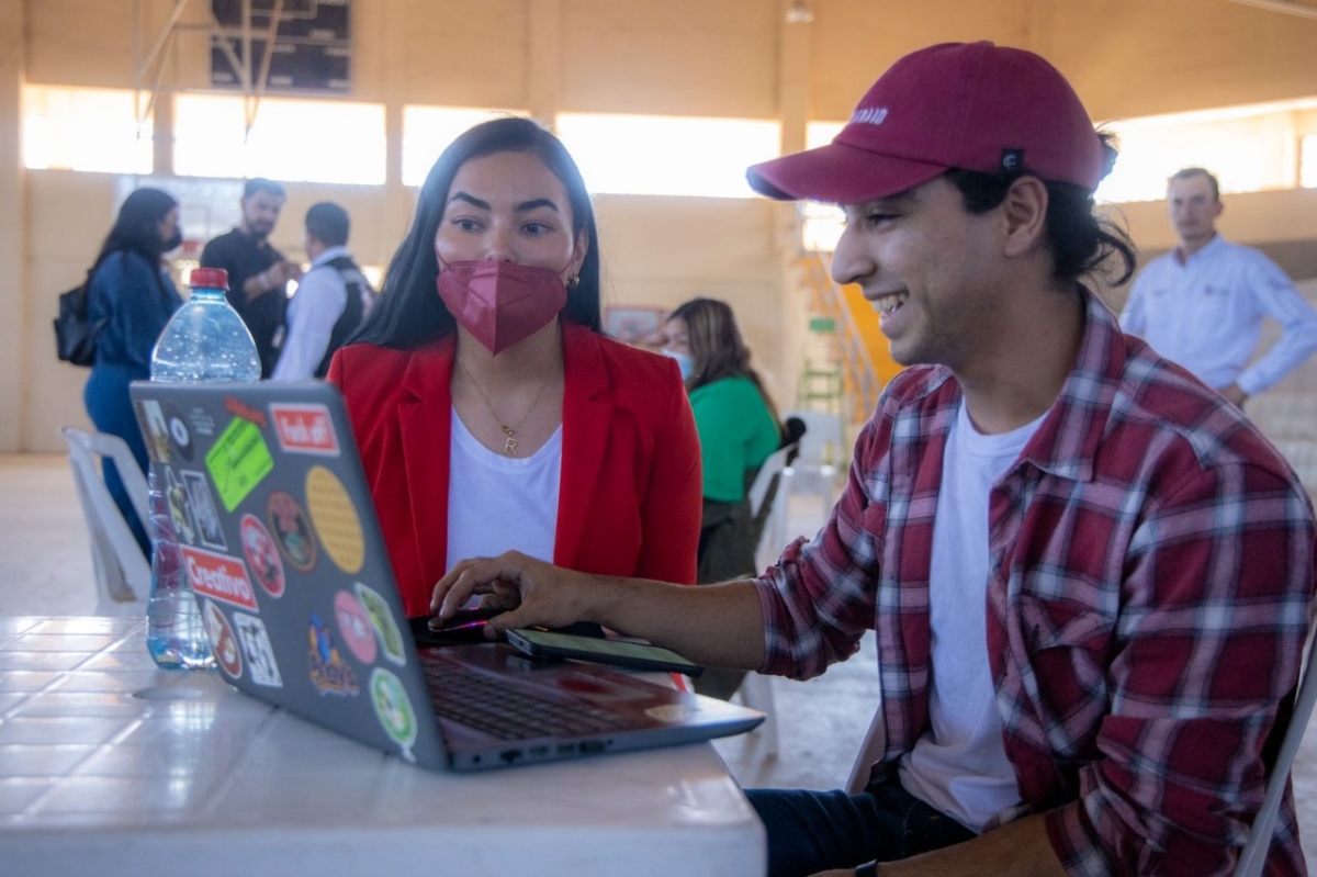 En gira de trabajo, el ISJ lleva beneficios a juventudes del sur del estado