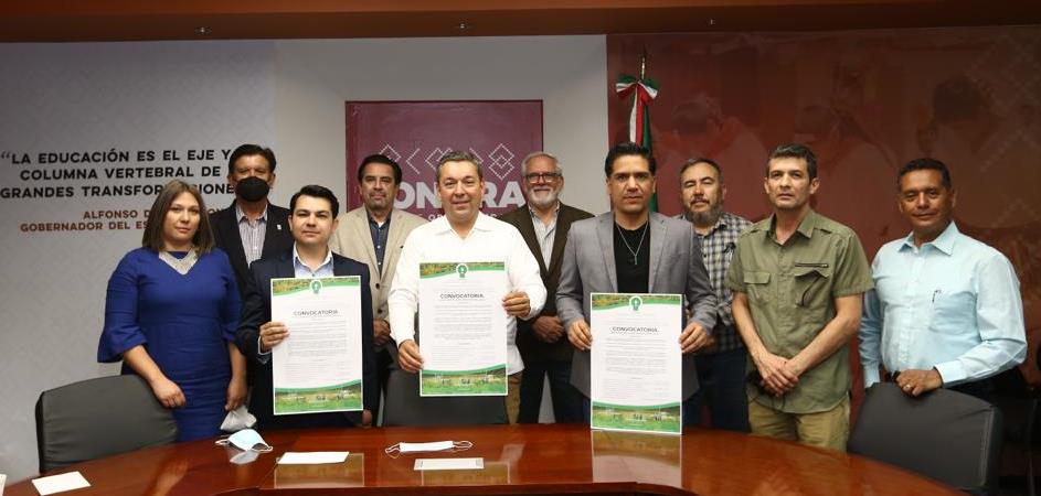 Invita SEC a arquitectos a obtener certificación profesional 2022-1