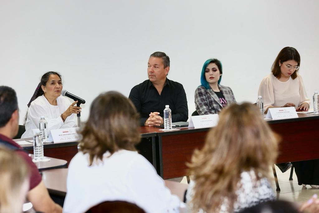 Realiza SEC foro «Servicio público con perspectiva de género en el sector educativo»