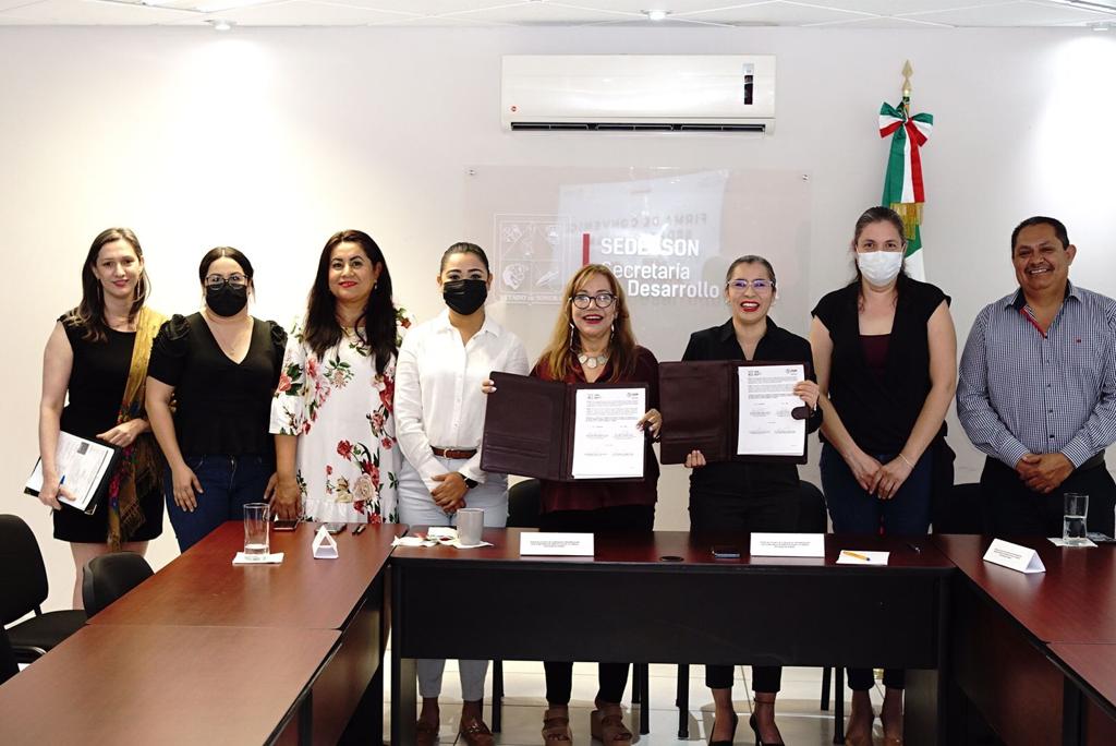 Firman convenio ISM y Sedesson para dar capacitaciones a las mujeres beneficiarias de los programas sociales