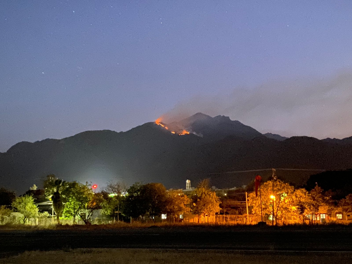 Activan nuevo incendio en la sierra de Álamos; se sospecha que fue provocado