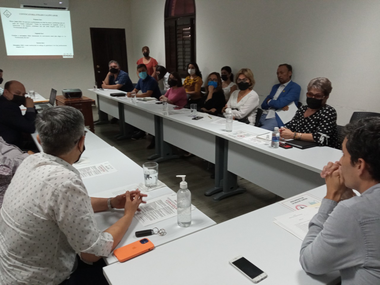 Invita SEC a conformar jurado calificador que elegirá al “Profesionista del Año”