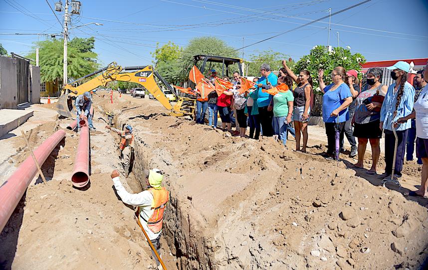 Luego de 40 años de espera, vecinos de la calle Huépac tendrán pavimento de concreto