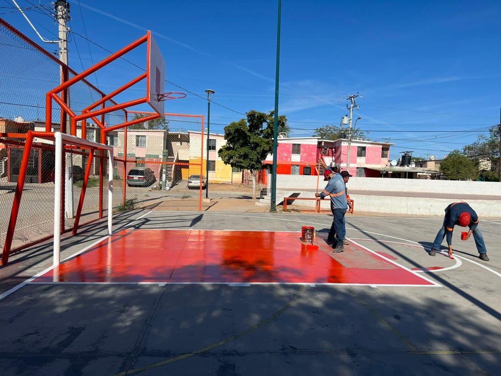 Proporciona IDHJ mantenimiento constante a unidades deportivas de la localidad