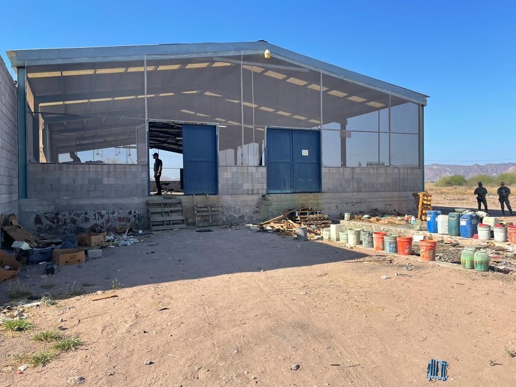 Marinos y policías aseguran narcolaboratorio de “crystal” en Guaymas