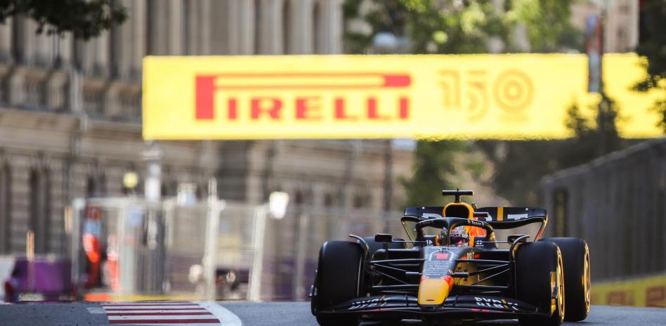 1-2 para Red Bull en Bakú, Verstappen-Pérez, una pareja imbatible