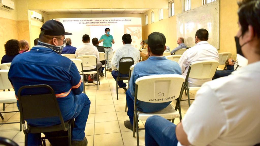 Capacita Ayuntamiento sobre masculinidad sana e igualdad de género Capacita Ayuntamiento sobre masculinidad sana e igualdad de género