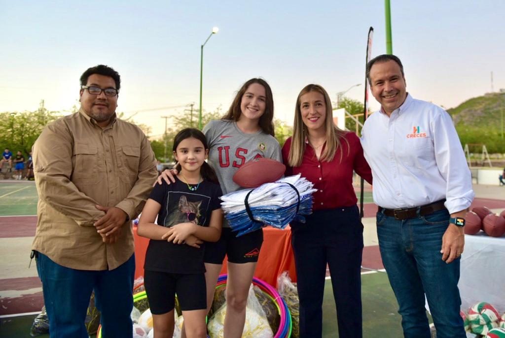 Responde Toño Astiazarán a niñas, niños y jóvenes deportistas