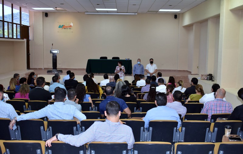 Aspirantes al cargo de conciliador laboral realizan examen de conocimientos