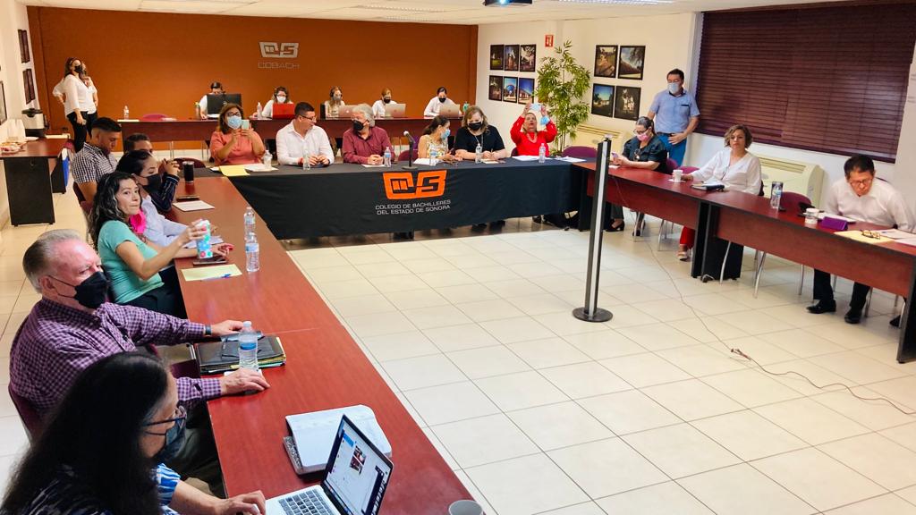 Asigna Cobach Sonora plazas temporales para docentes