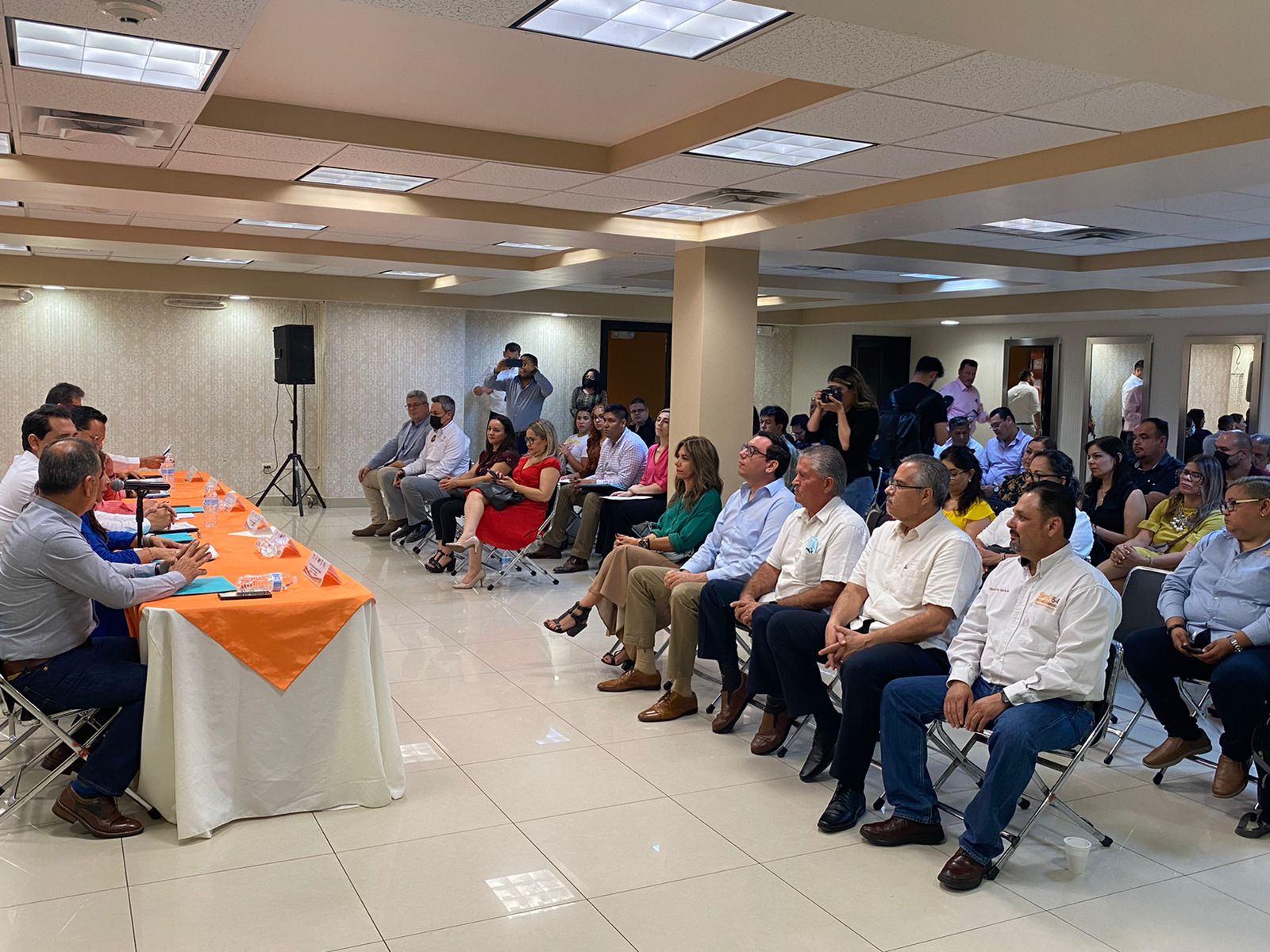 Firman convenio de colaboración Defensoría Pública y SNTE sección 54