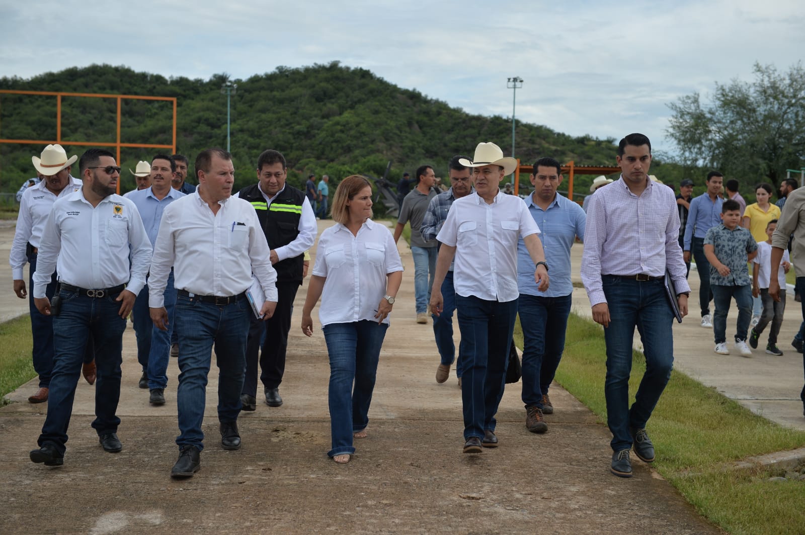 Las y los habitantes de la sierra no están solos; cuentan con el Gobierno de Sonora: Durazo