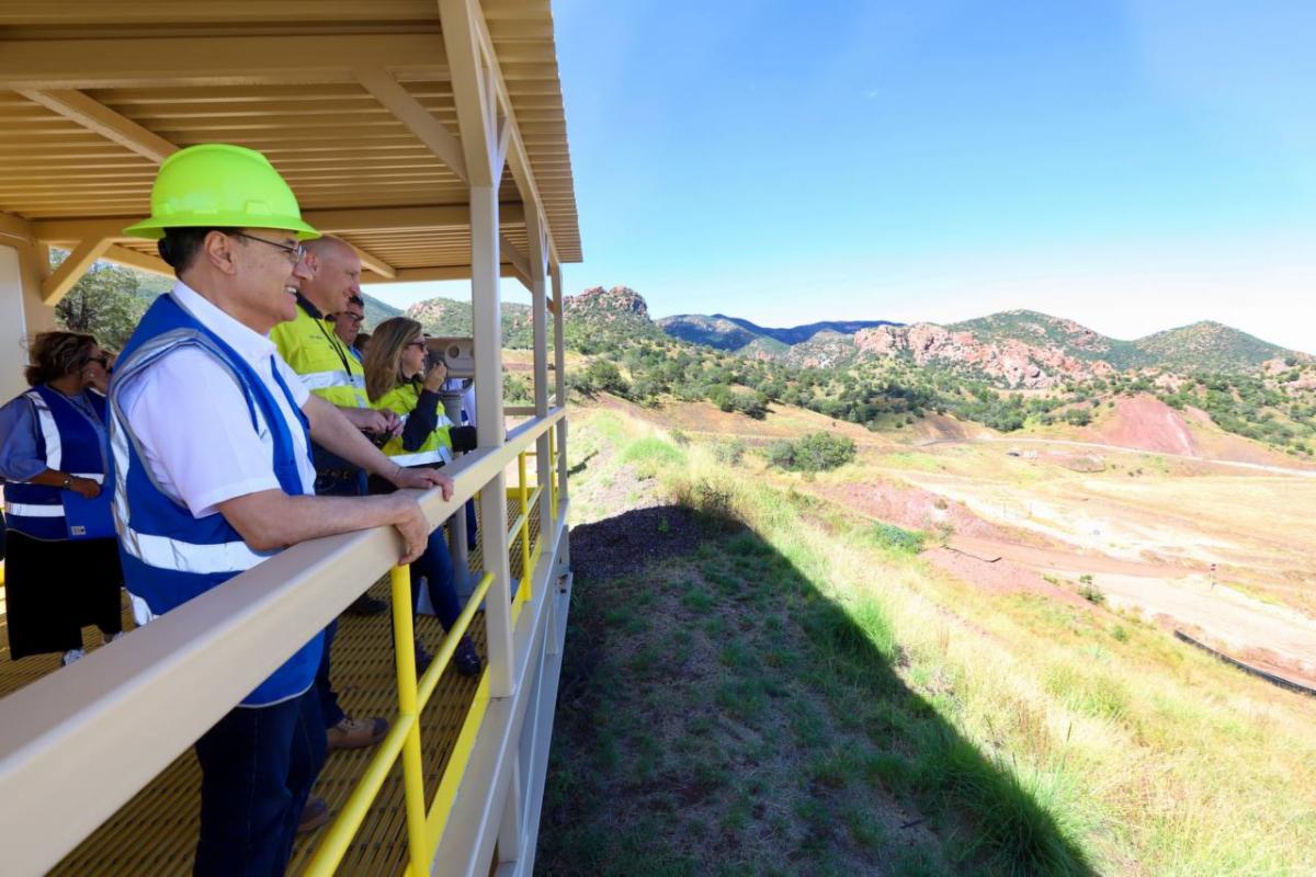 Modernización del puerto de Guaymas dinamizará el intercambio comercial entre Sonora y Arizona: Alfonso Durazo Modernización del puerto de Guaymas dinamizará el intercambio comercial entre Sonora y Arizona: Alfonso Durazo