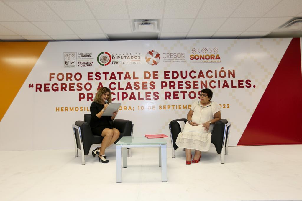 <strong>Analizan en foro estatal los desafíos del regreso a clases presenciales</strong> <strong>Analizan en foro estatal los desafíos del regreso a clases presenciales</strong>
