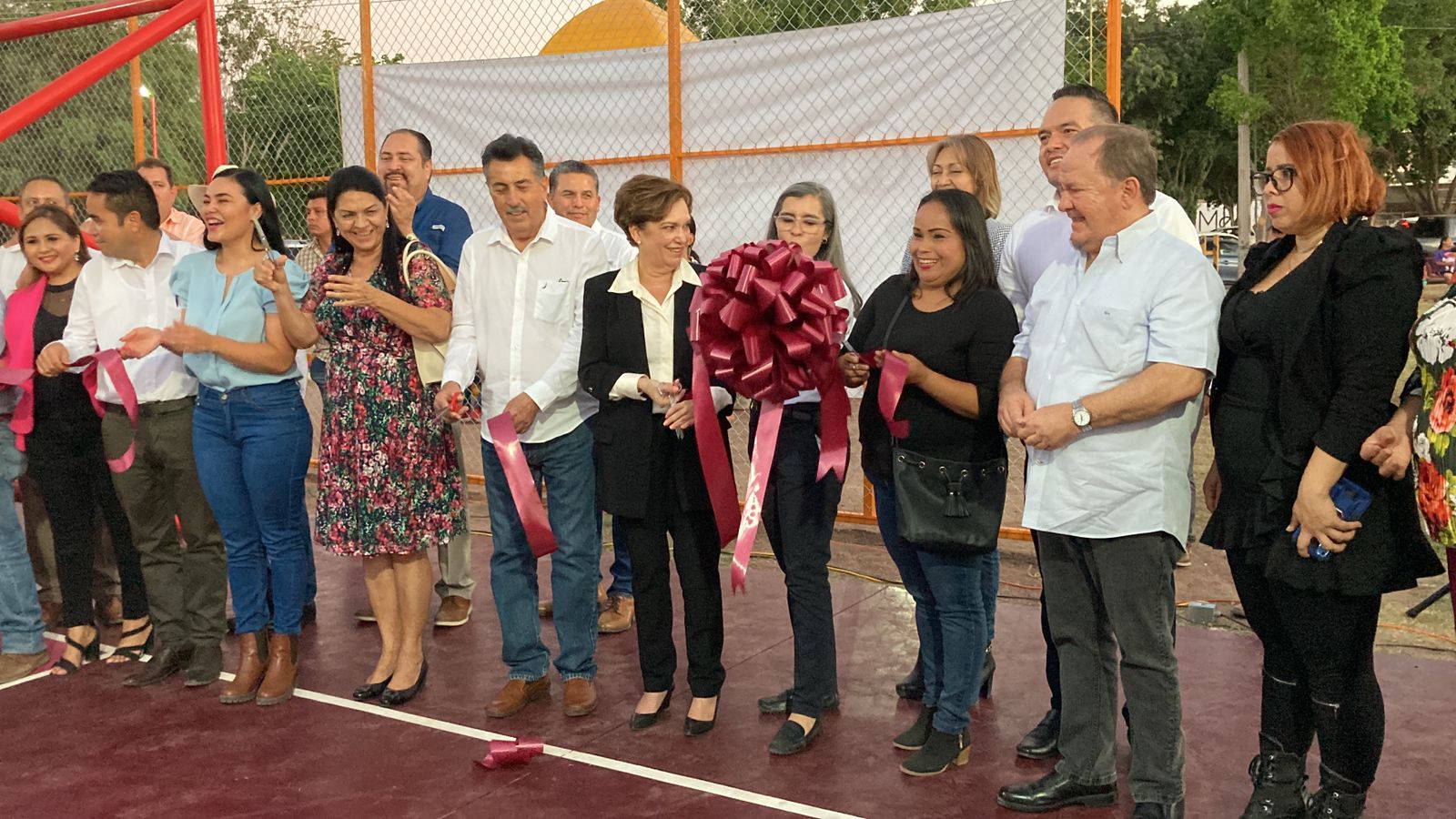 Beneficia Gobierno de Sonora a familias de la colonia Villa Bonita en Cajeme