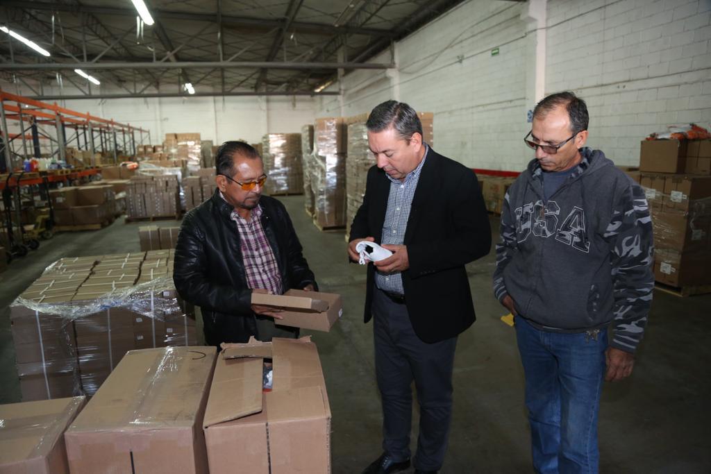 Inicia entrega de uniformes escolares deportivos en la entidad: SEC