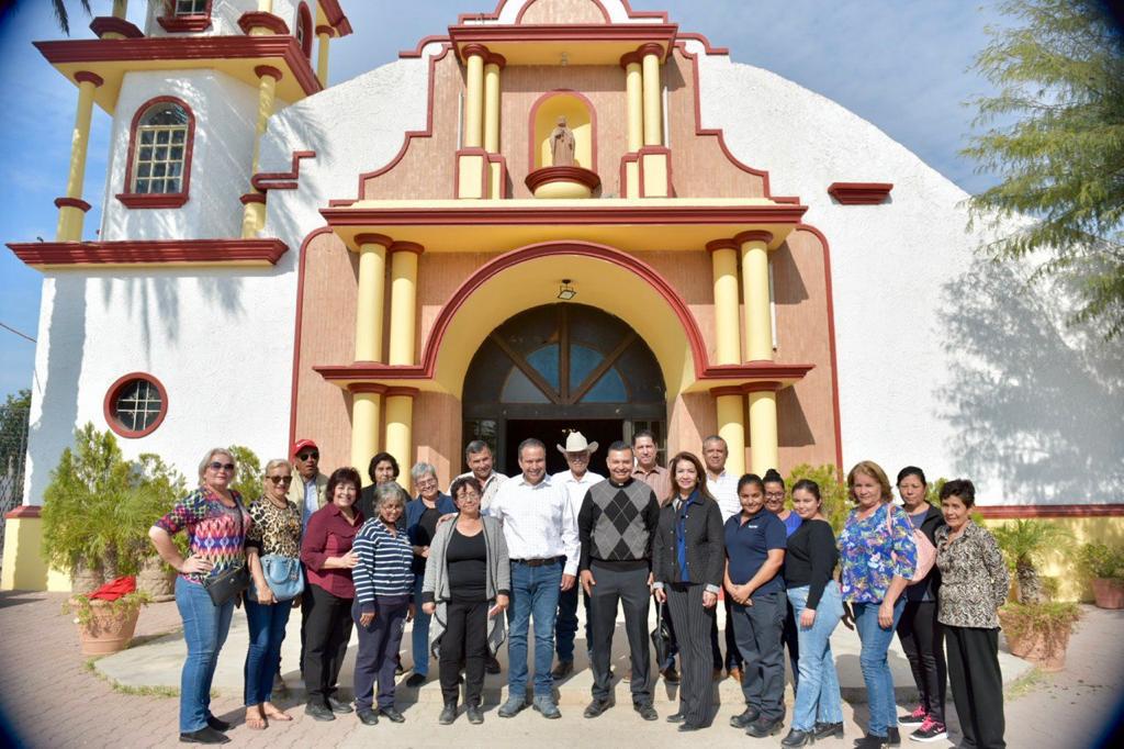 Entrega Toño Astiazarán obras a familias de San Pedro y Molino de Camou Entrega Toño Astiazarán obras a familias de San Pedro y Molino de Camou