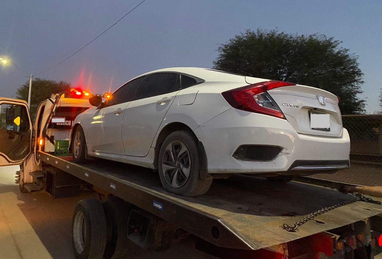 Asegura Policía Estatal saco con hierba verde en Hermosillo