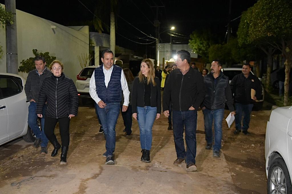 Supervisan Toño Astiazarán y residentes la rehabilitación de Cerrada Torre Vieja