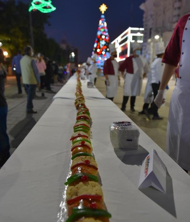 Preparan primera Víactiva del 2023 con tradicional rosca de reyes gigante de 120 metros
