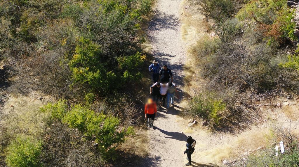 Rescata Policía Estatal a mujer lesionada al subir al Cañón del Nacapule en San Carlos