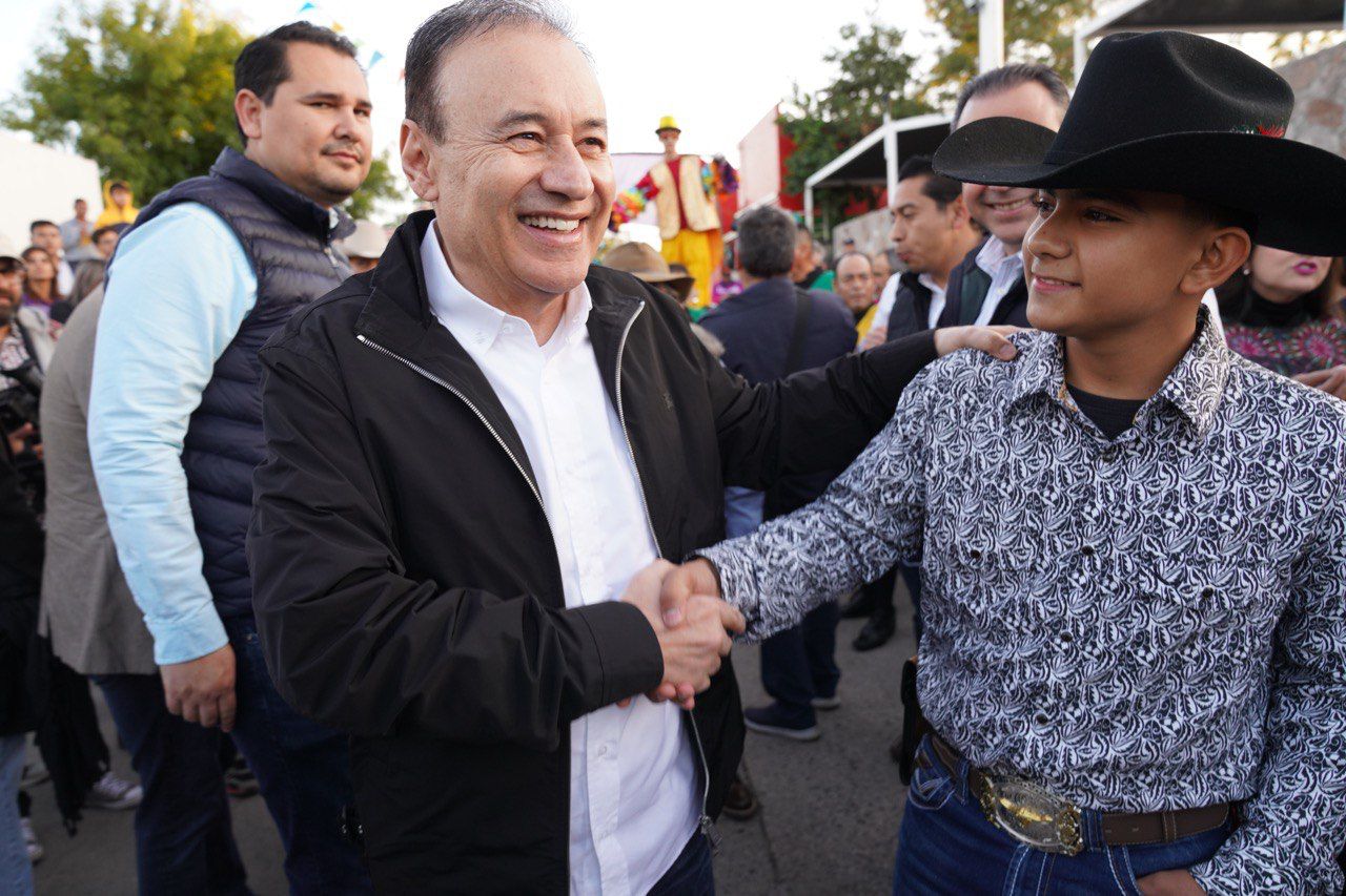Gobernador Alfonso Durazo impulsa turismo con la declaración de Villa de Seris como Barrio Mágico