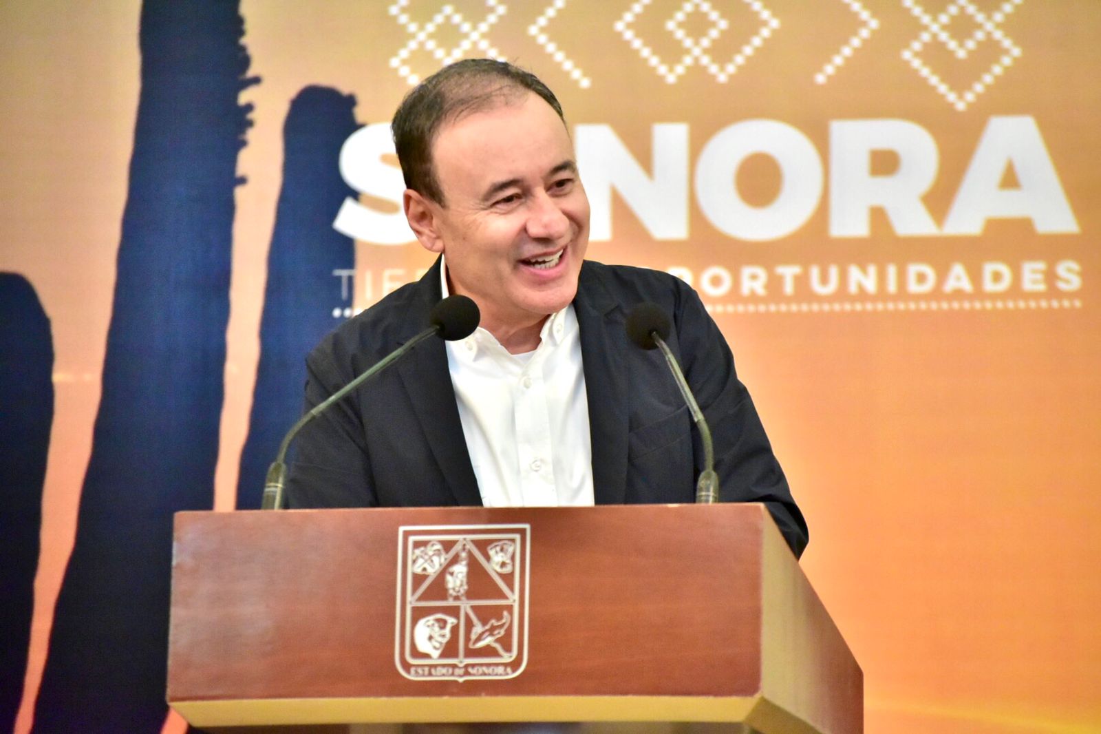 Gobierno de Sonora firma convenio con “Cross Border Express” de Tijuana para aumentar flujo turístico al estado
