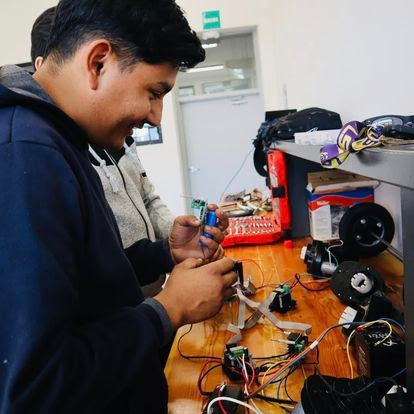 Estudiantes de la Universidad Tecnológica de San Luis participarán en competencia de robótica en Brasil