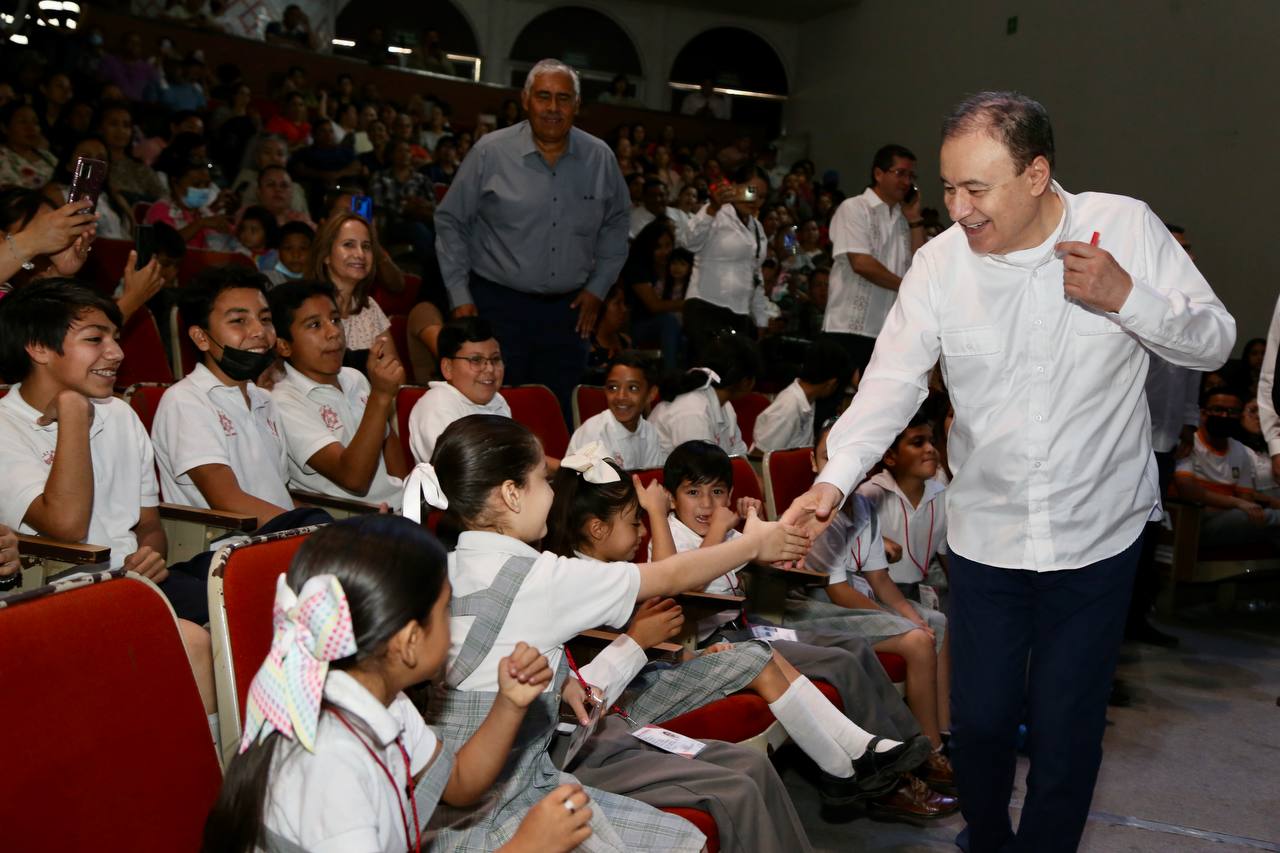El apoyo con becas a nuestros estudiantes en Sonora, ahora es un derecho constitucional: Alfonso Durazo