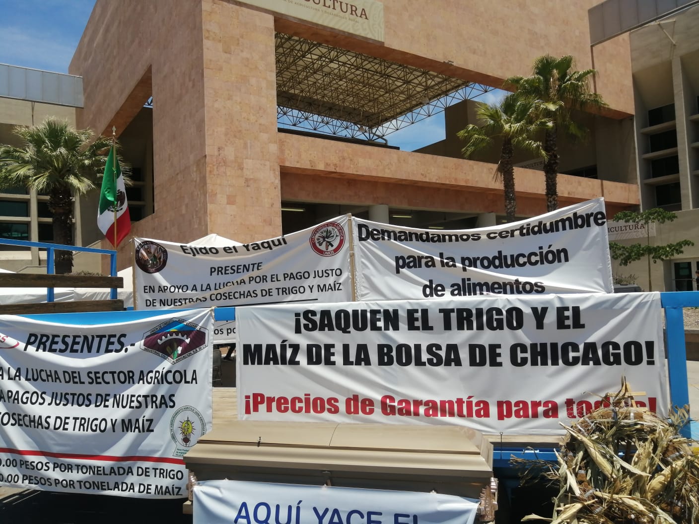 AMLO; entre el prejuicio y la cobardía