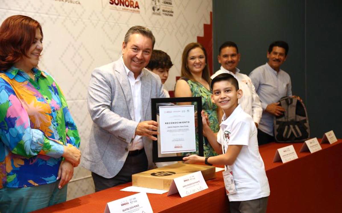 Premia Gobierno de Sonora a ganadores de la Olimpiada del Conocimiento Infantil 2023 Premia Gobierno de Sonora a ganadores de la Olimpiada del Conocimiento Infantil 2023